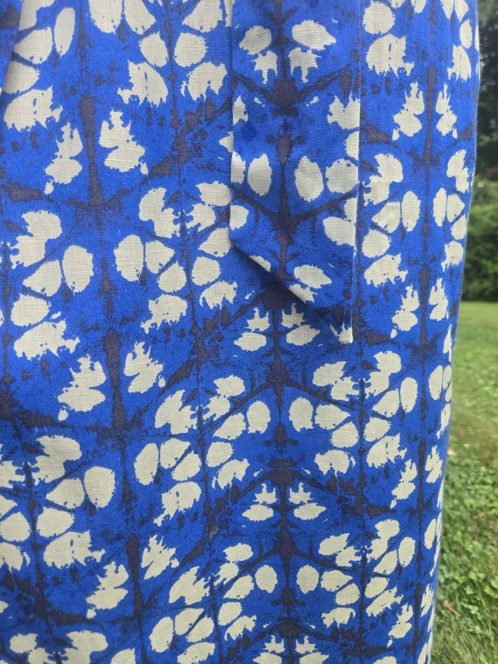 Blue Floral Geo Tie-Waist Midi Skirt